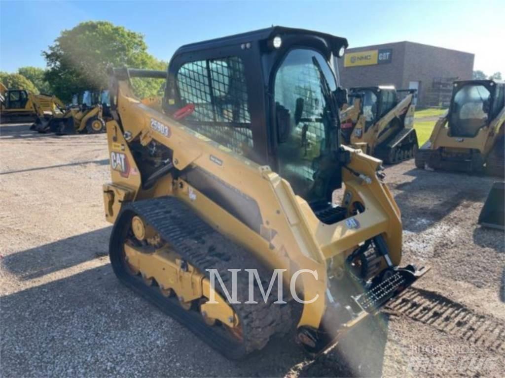 CAT 259D3 Верижен товарач