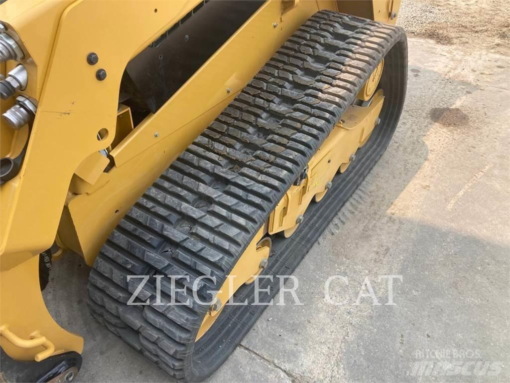 CAT 259D3 Верижен товарач