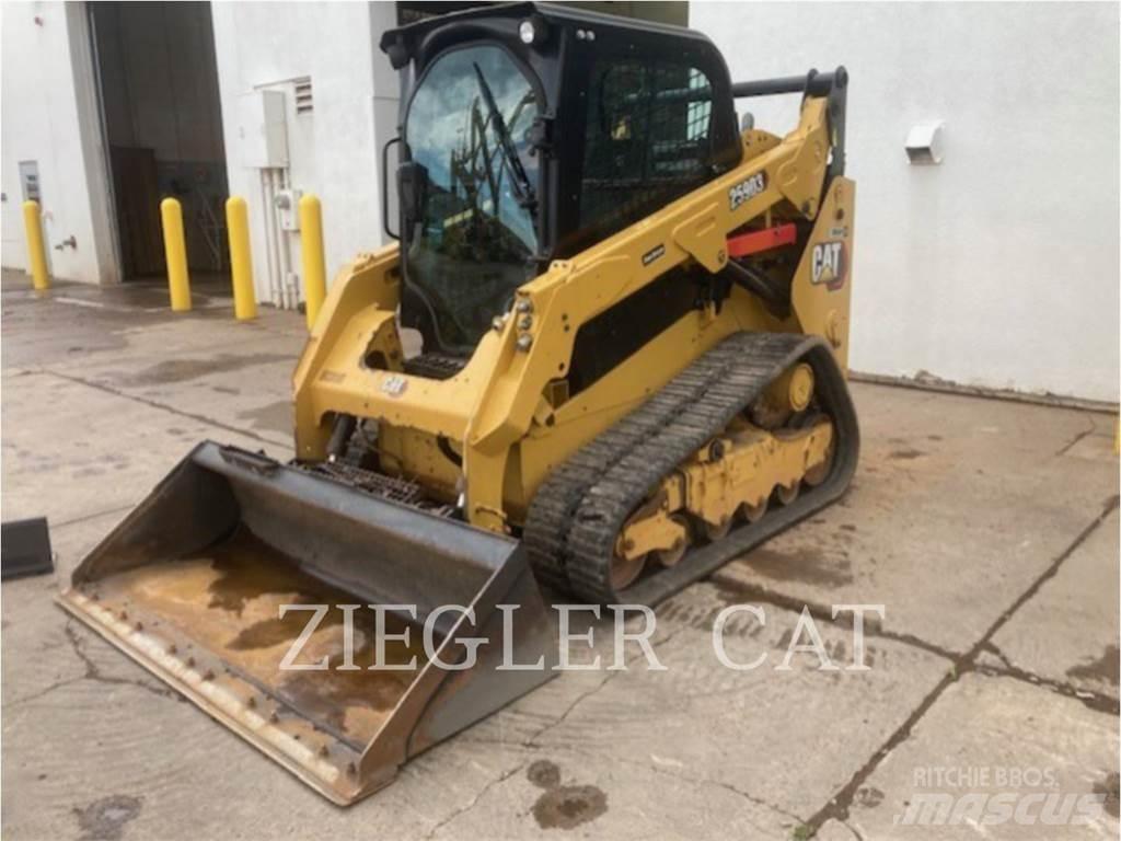 CAT 259D3 Верижен товарач