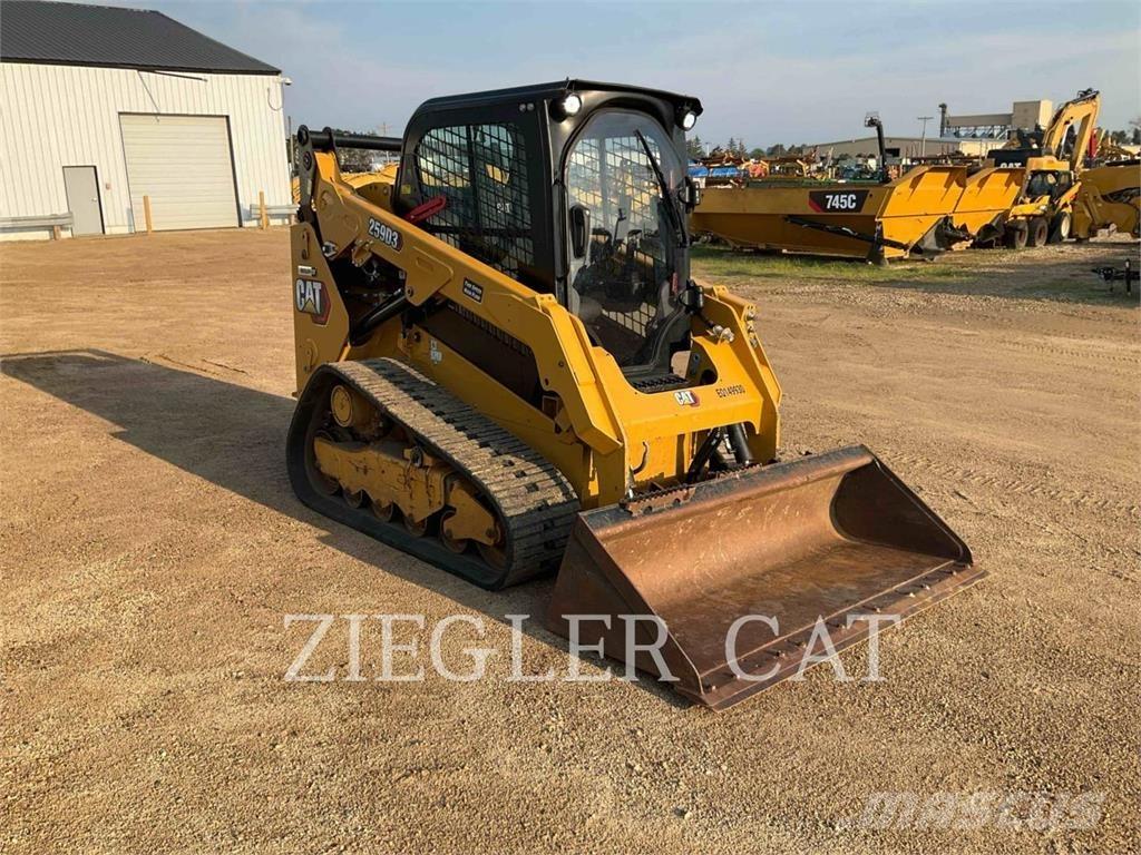 CAT 259D3 Верижен товарач