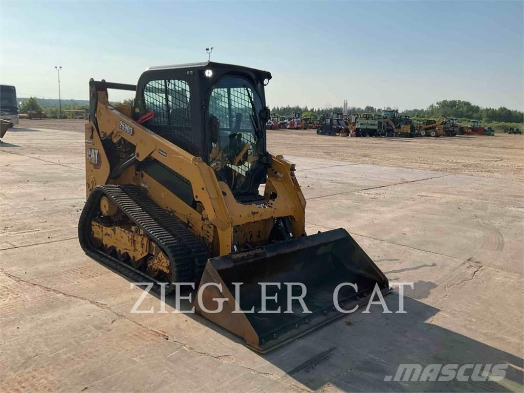 CAT 259D3 Верижен товарач
