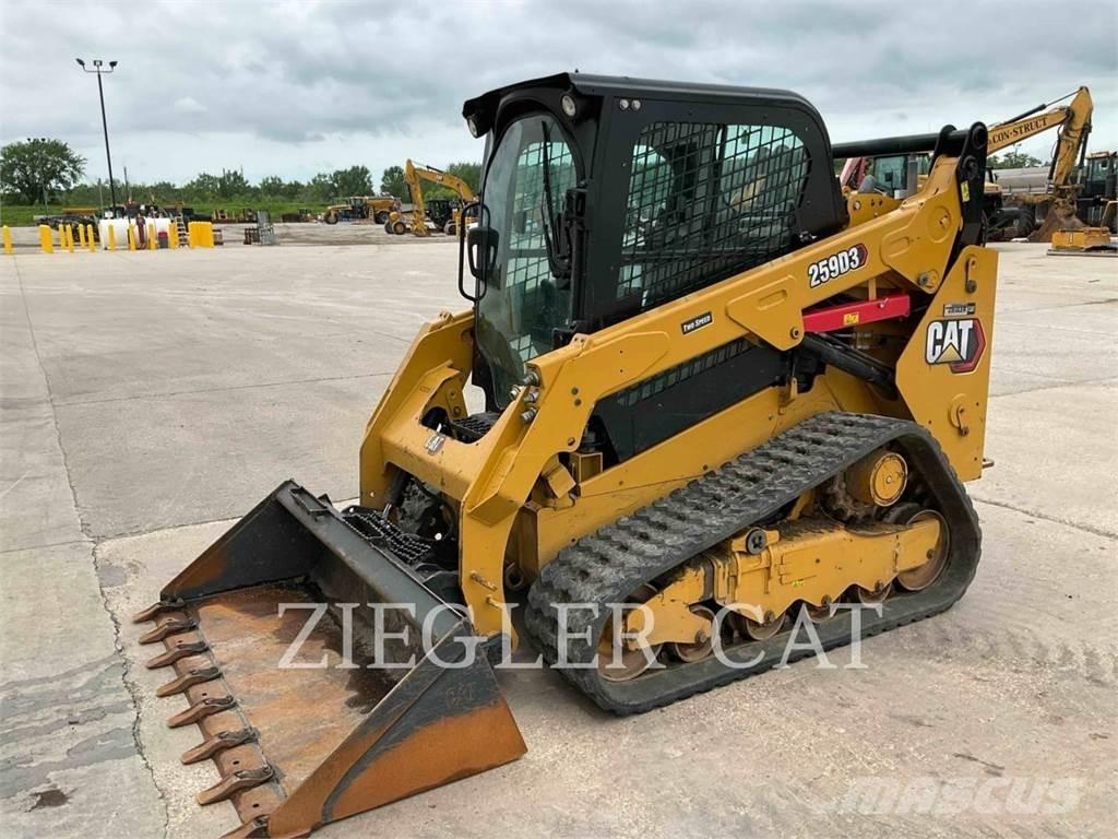 CAT 259D3 Верижен товарач