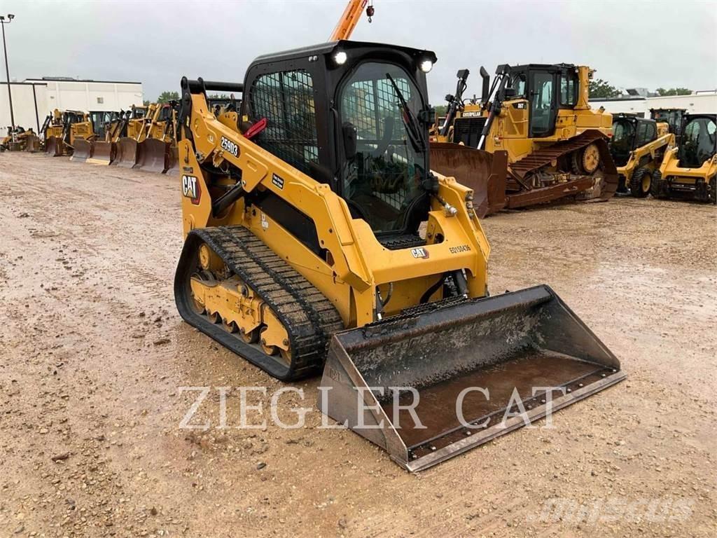 CAT 259D3 Верижен товарач