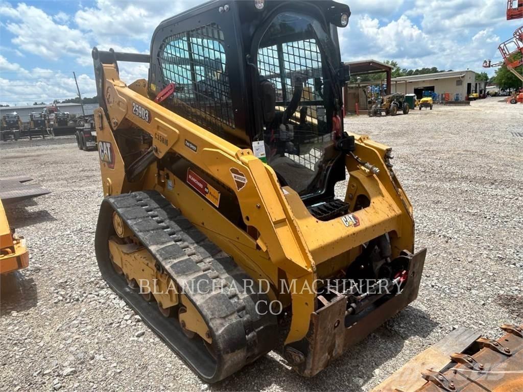 CAT 259D3 Верижен товарач