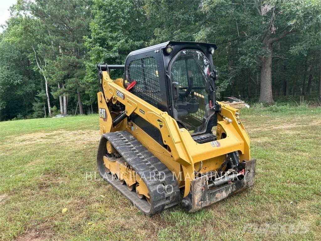 CAT 259D3 Верижен товарач