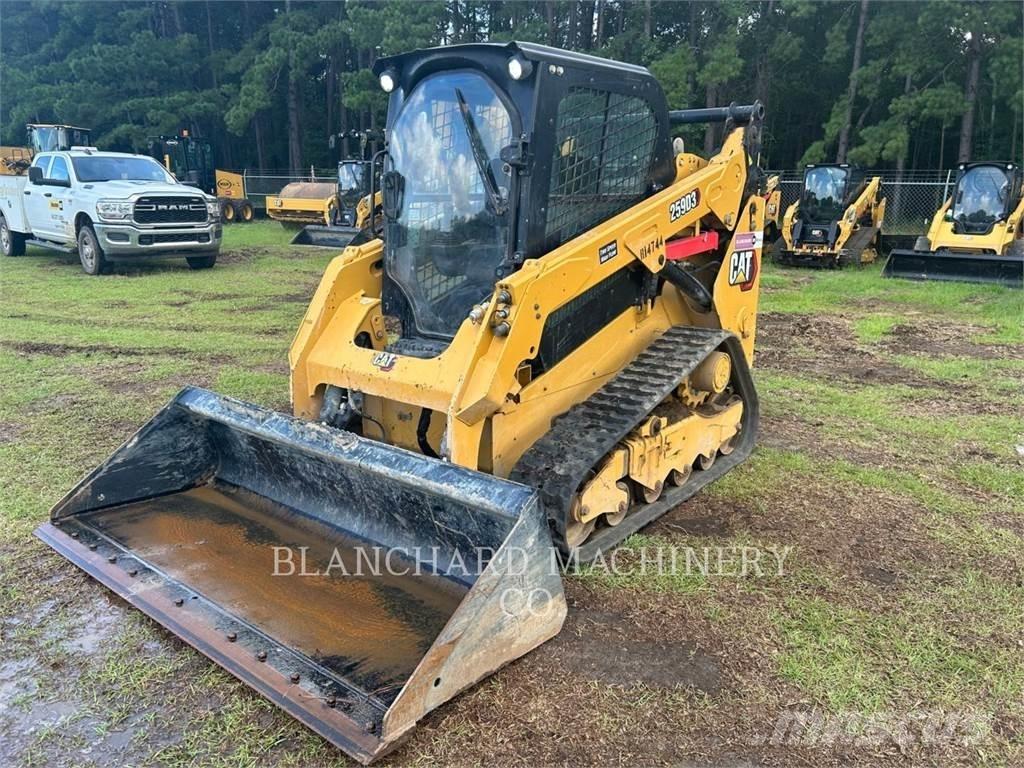 CAT 259D3 Верижен товарач