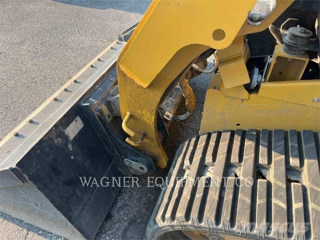 CAT 259D3 Верижен товарач