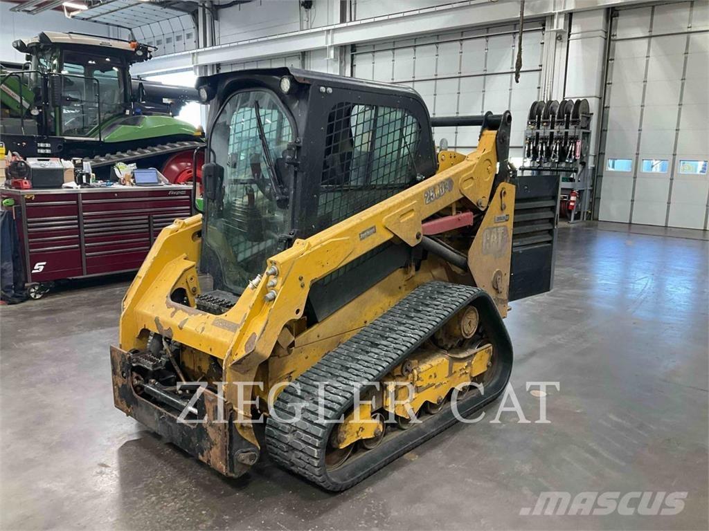 CAT 259D3 Верижен товарач