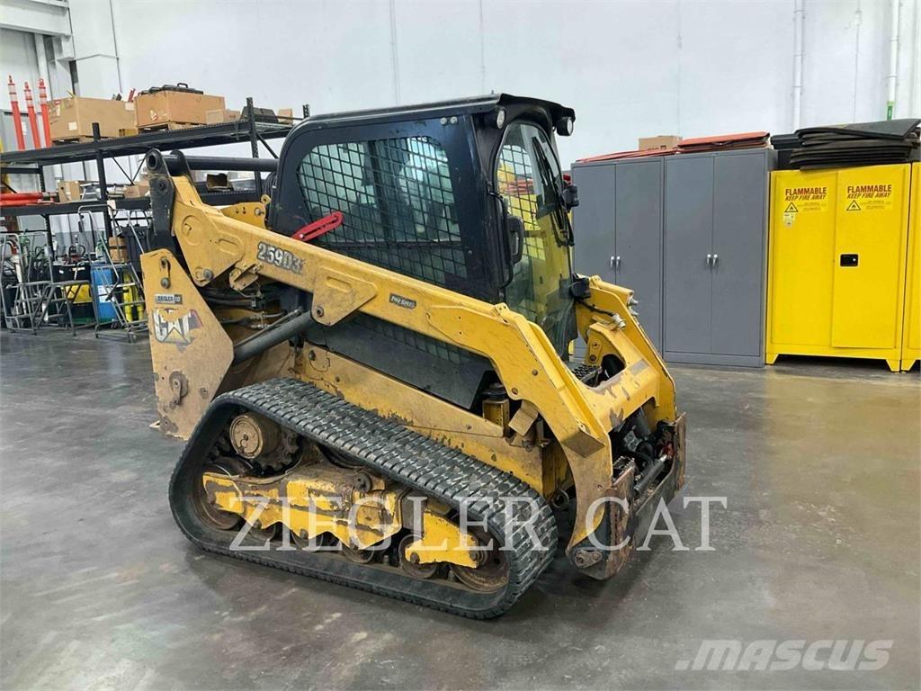 CAT 259D3 Верижен товарач