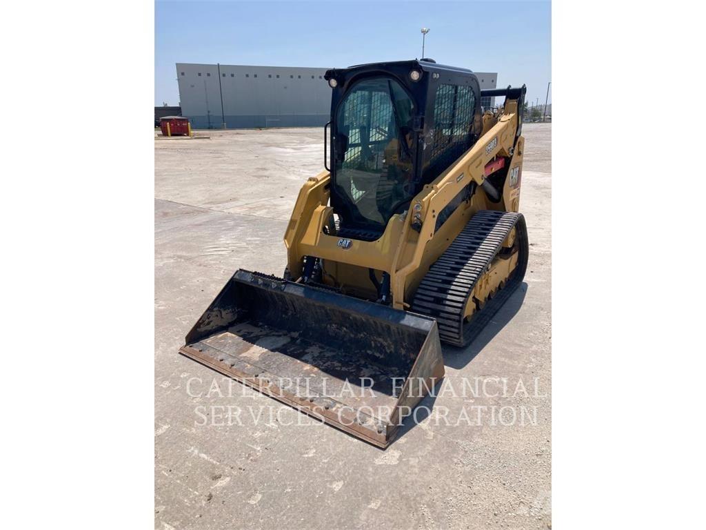 CAT 259D3 Верижен товарач