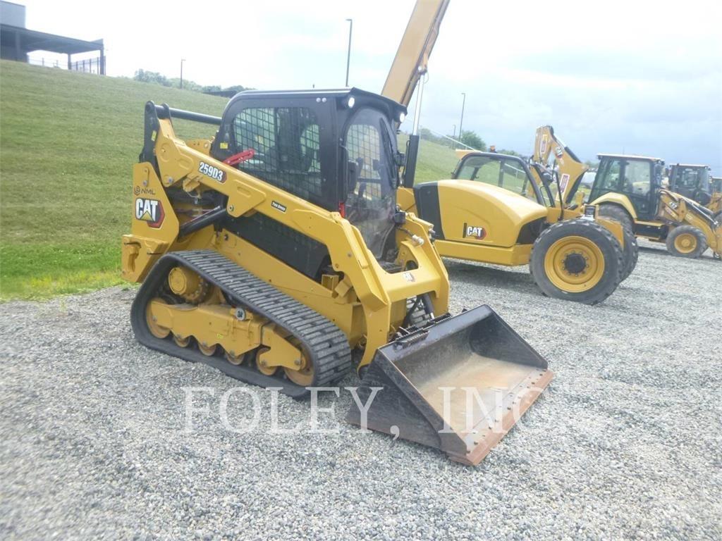 CAT 259D3 Верижен товарач