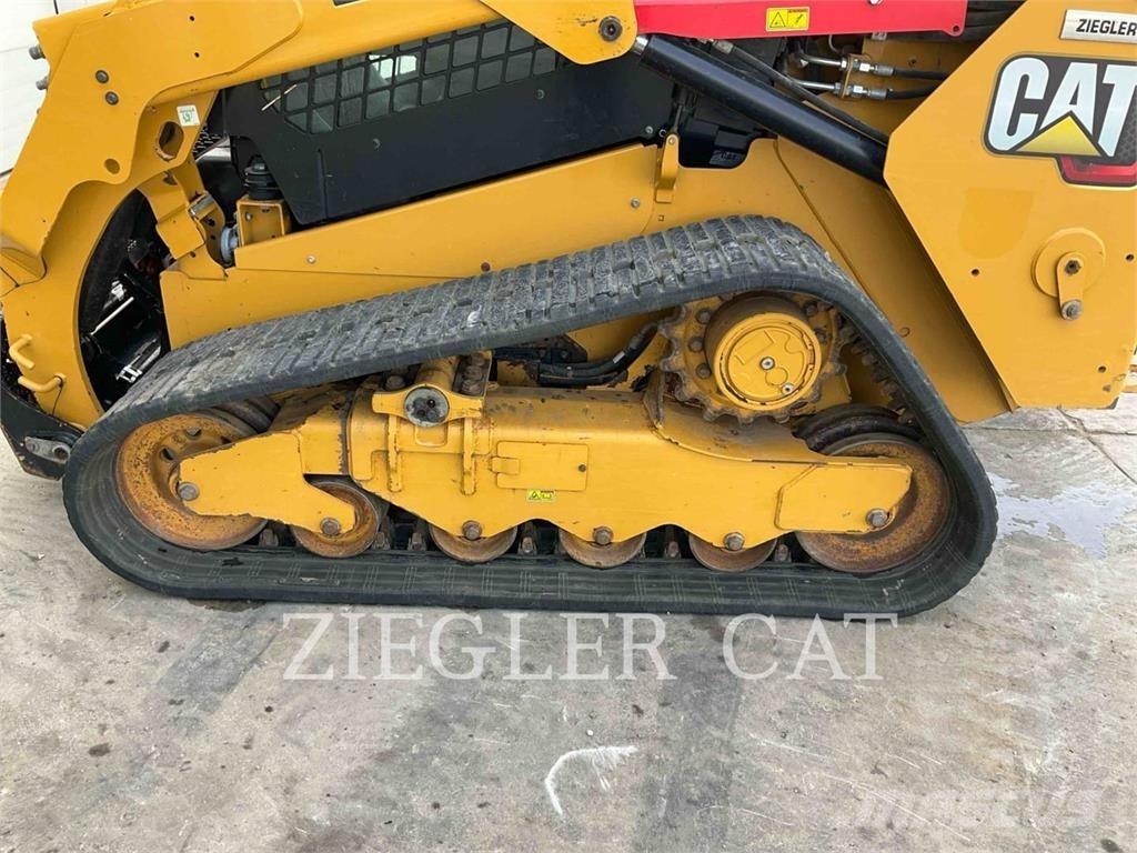 CAT 259D3 Верижен товарач