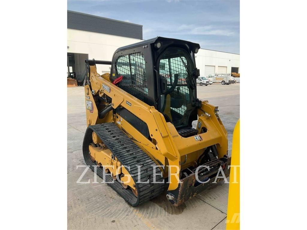 CAT 259D3 Верижен товарач