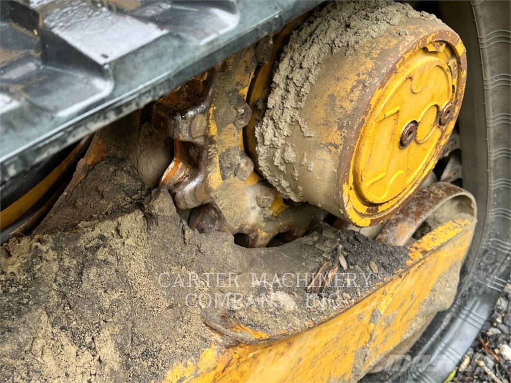 CAT 259D3 Мини товарачи
