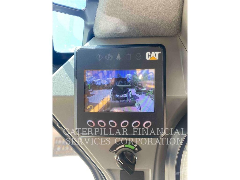 CAT 259D3 Верижен товарач