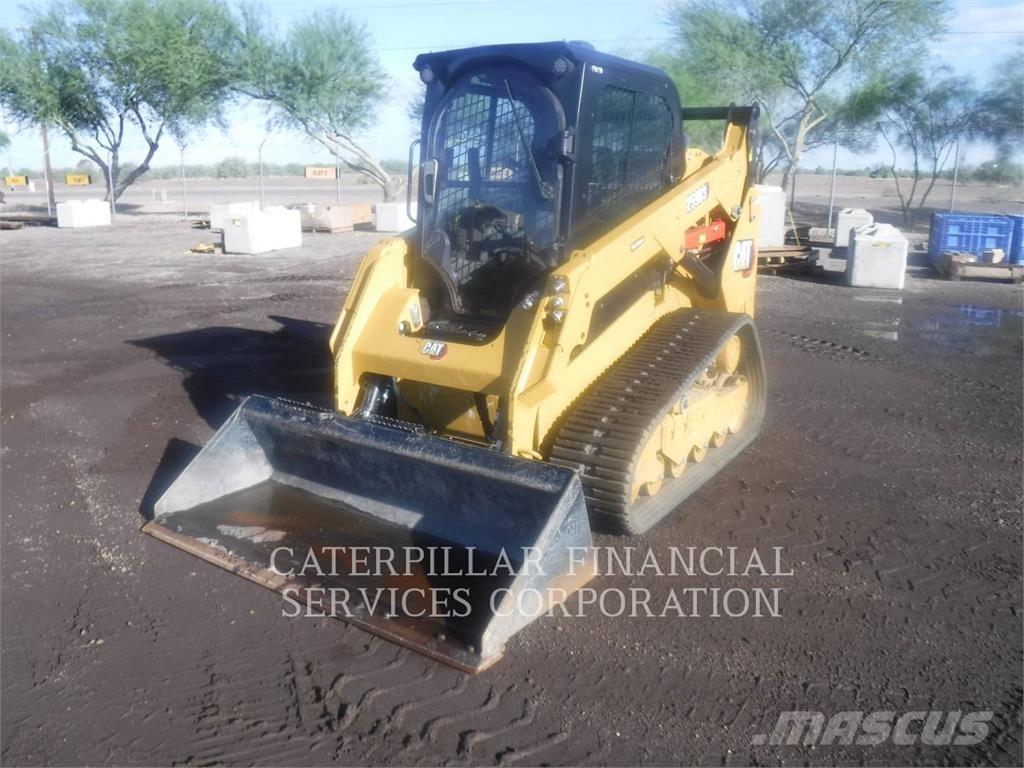 CAT 259D3 Верижен товарач