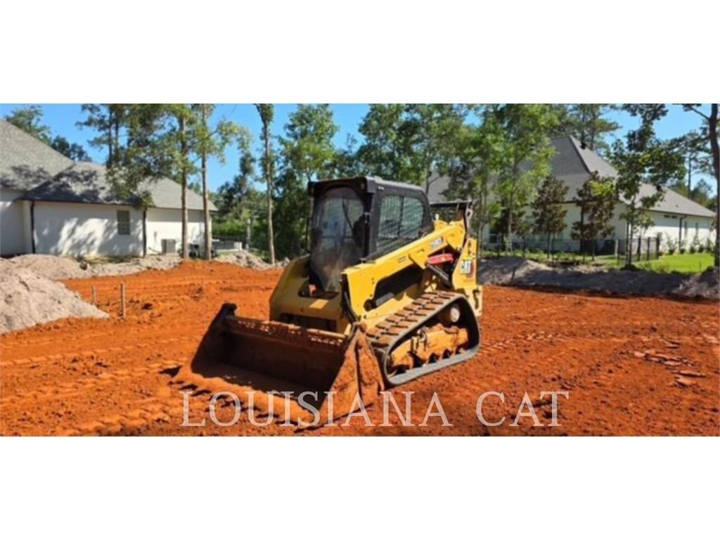 CAT 259D3 Верижен товарач