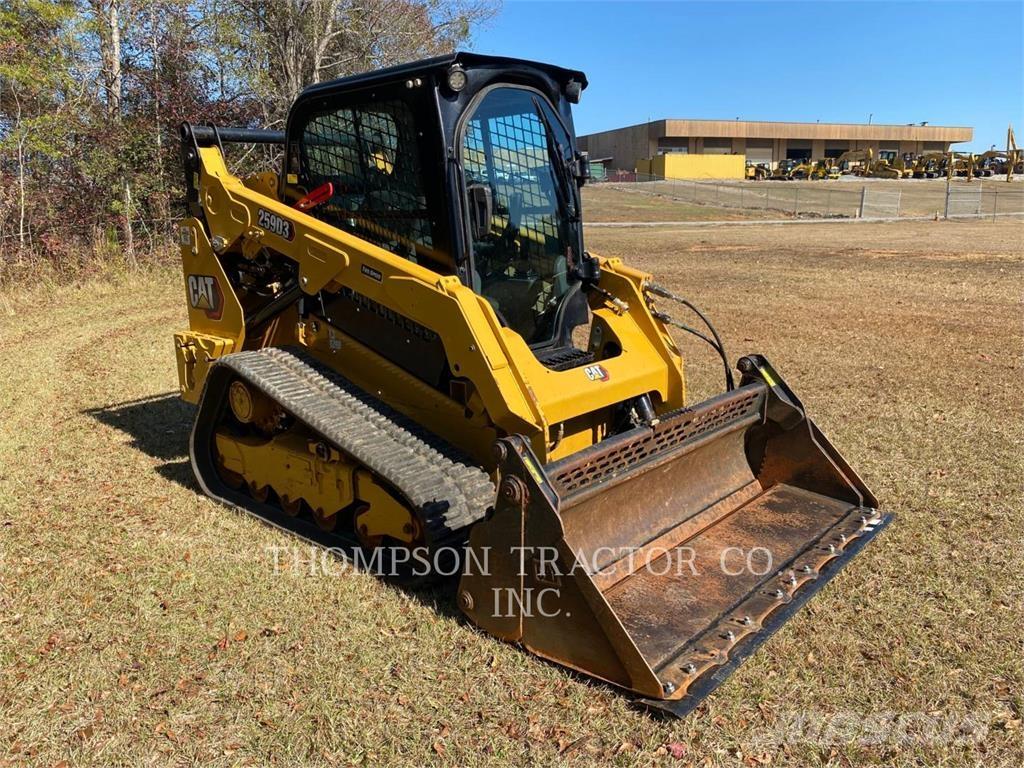 CAT 259D3 Верижен товарач