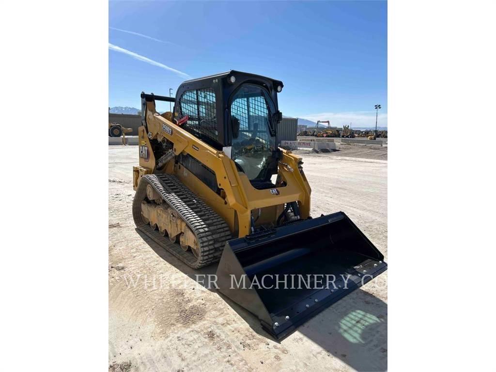 CAT 259D3 C3H2 Верижен товарач