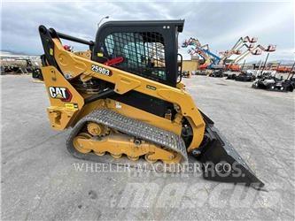 CAT 259D3 C3H2 Верижен товарач