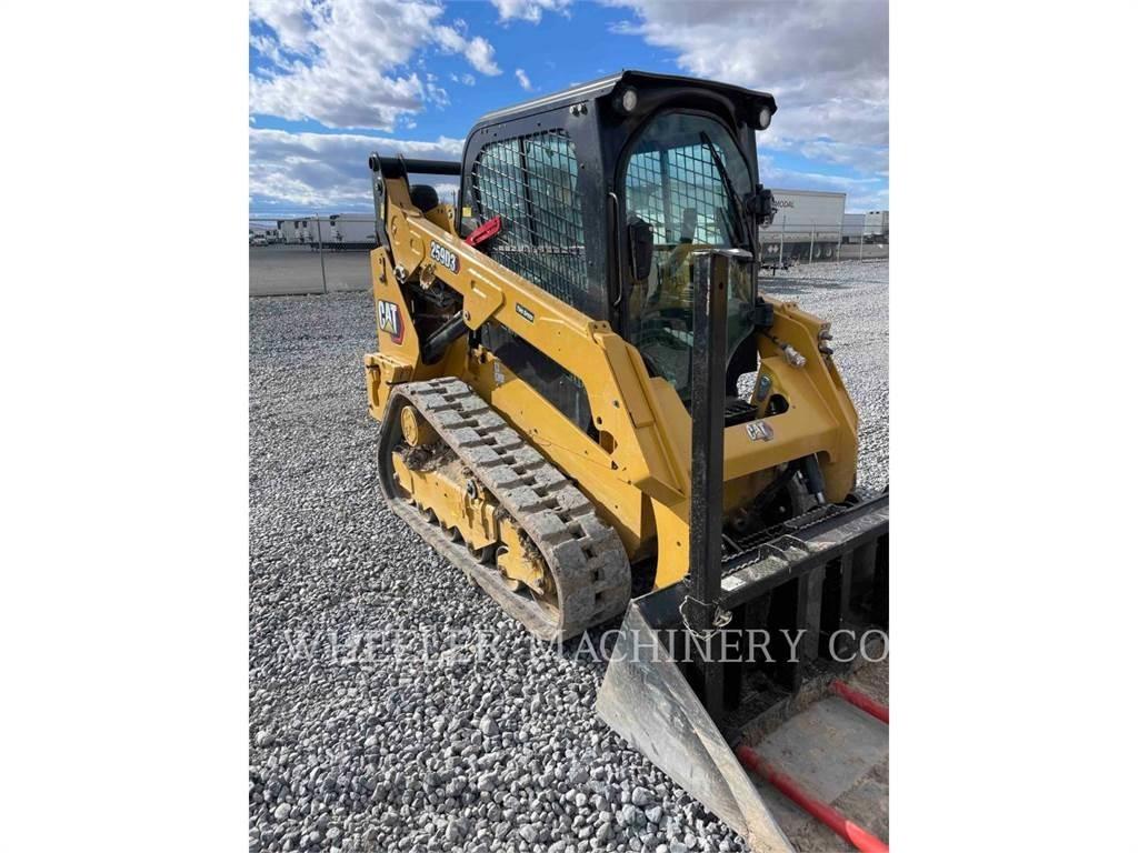 CAT 259D3 C3H2 Верижен товарач