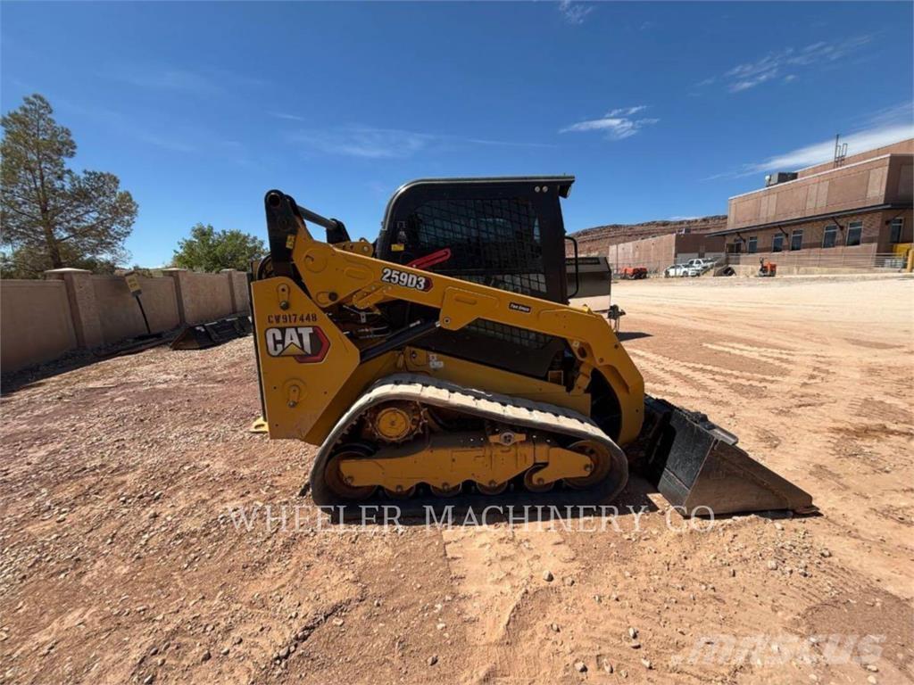 CAT 259D3 C3H2 Верижен товарач