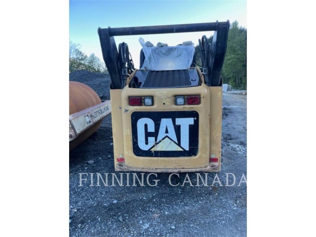 CAT 262C Мини товарачи
