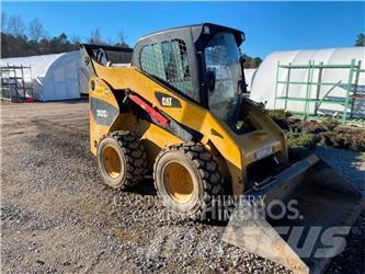 CAT 262C2 Мини товарачи

