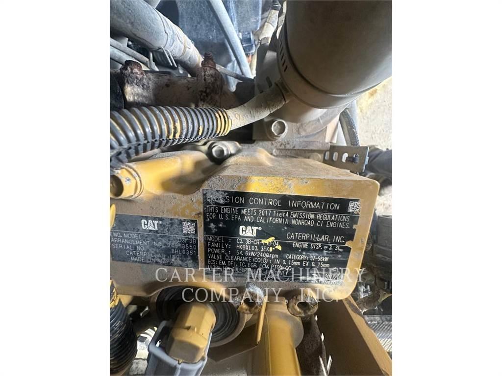 CAT 262D Мини товарачи

