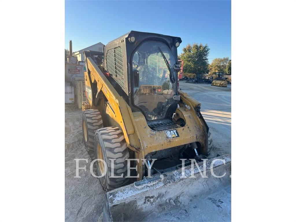 CAT 262D Мини товарачи
