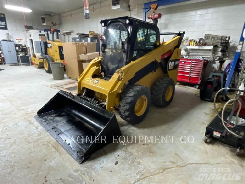CAT 262D Мини товарачи

