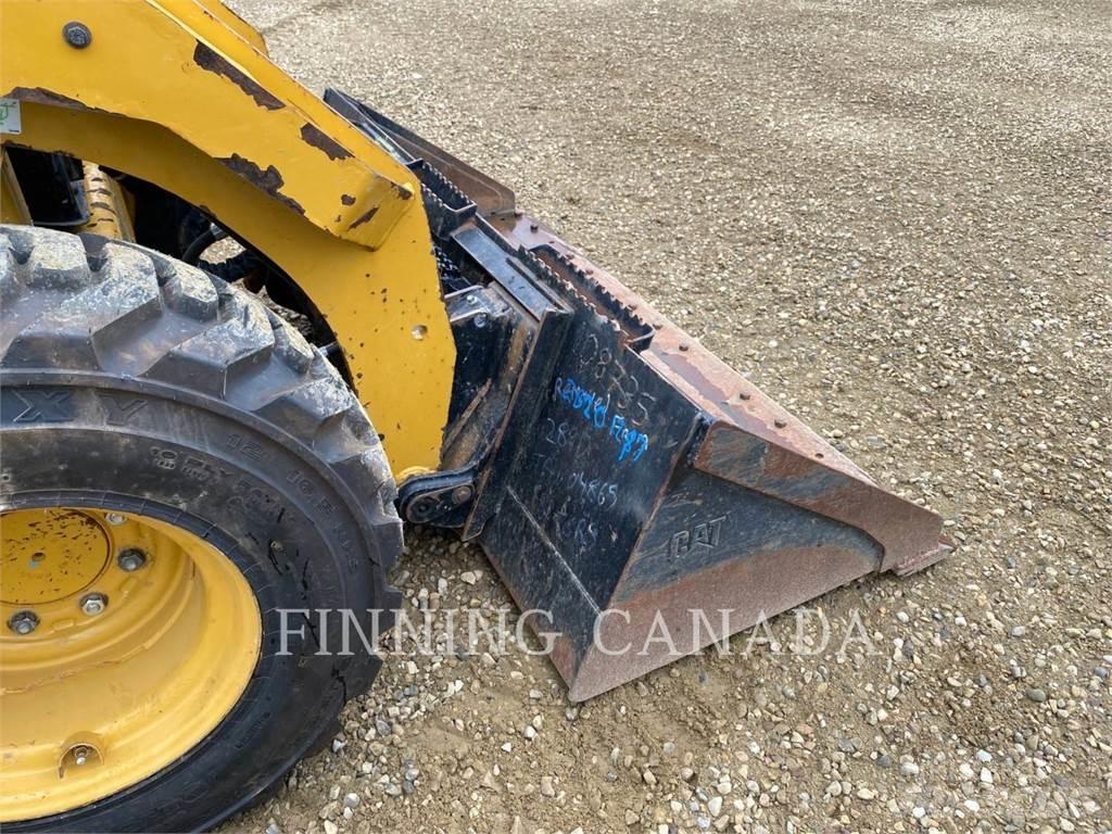 CAT 262D Мини товарачи
