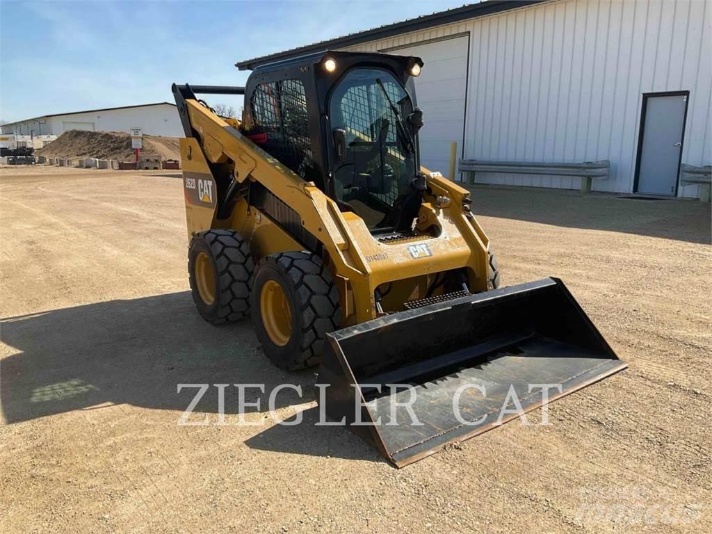 CAT 262D Мини товарачи
