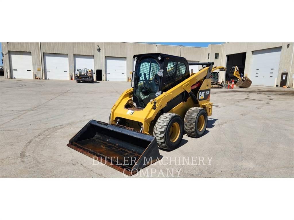 CAT 262D Мини товарачи
