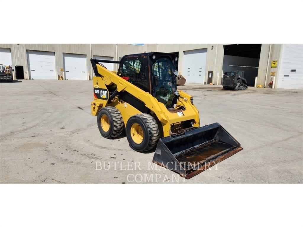 CAT 262D Мини товарачи

