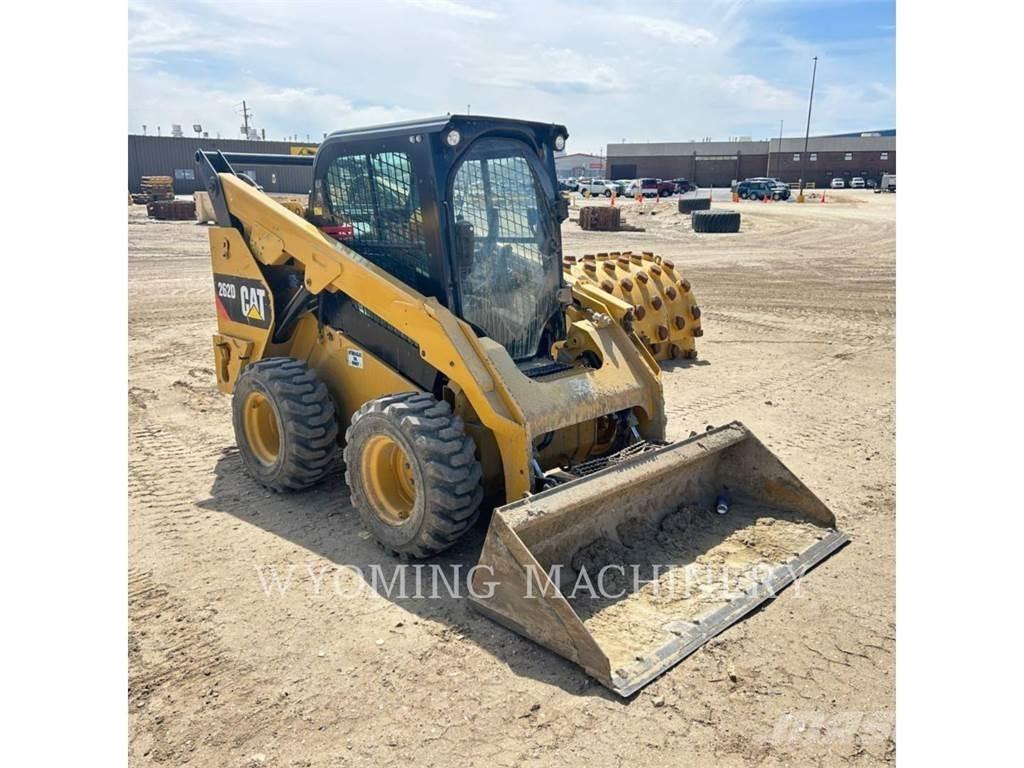 CAT 262D Мини товарачи
