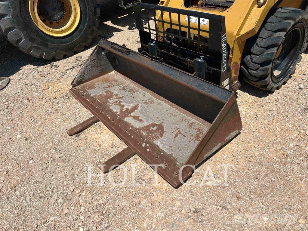 CAT 262D Мини товарачи
