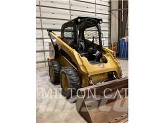 CAT 262D 3 Мини товарачи
