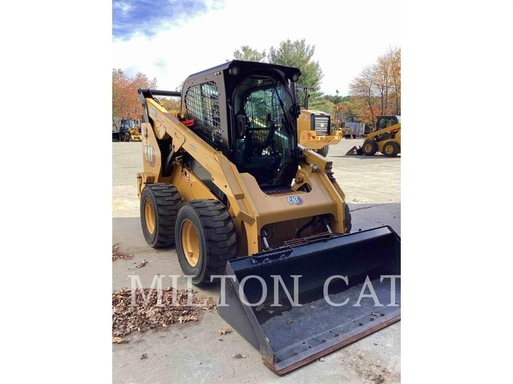 CAT 262D 3 Мини товарачи
