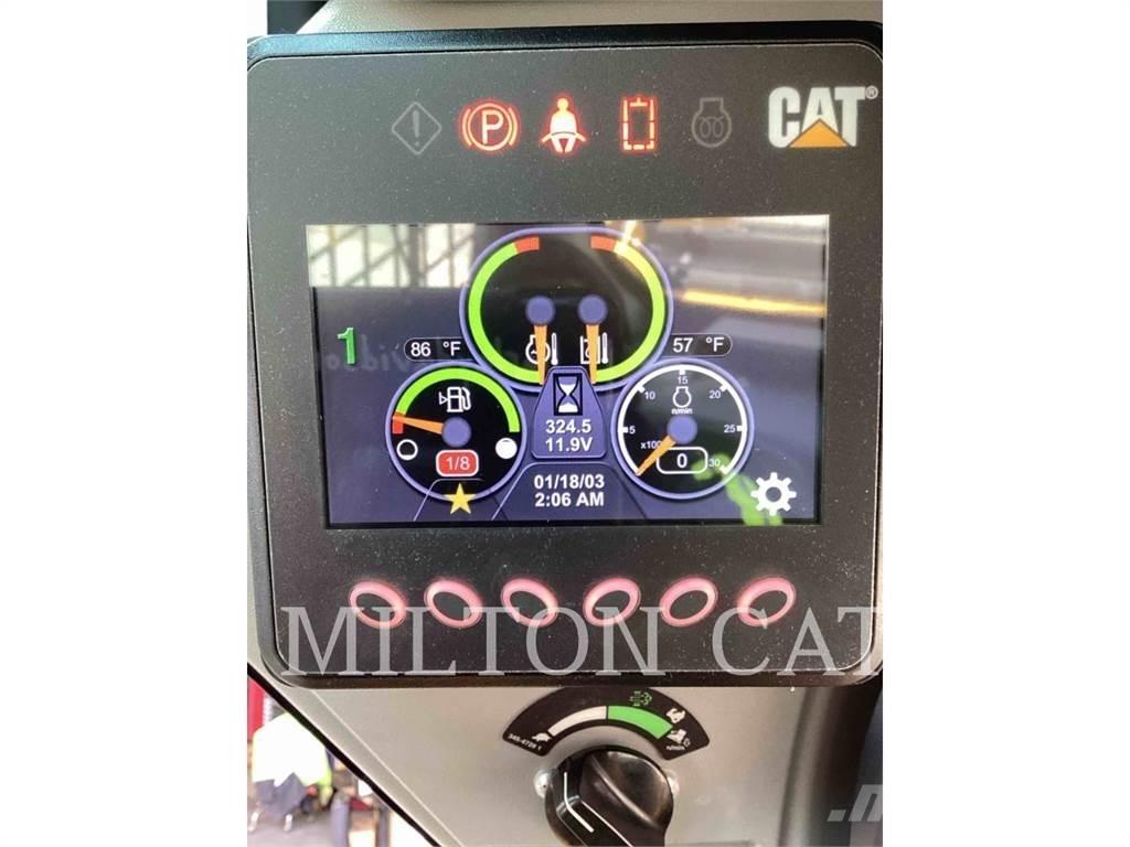 CAT 262D 3 Мини товарачи
