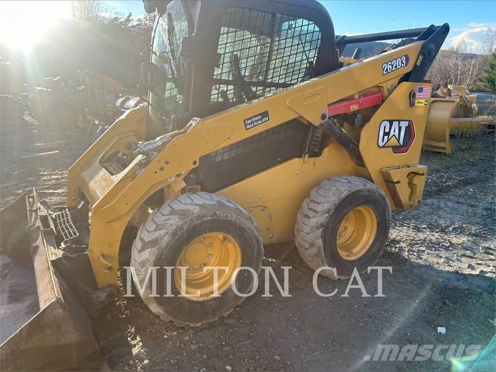 CAT 262D 3 Мини товарачи
