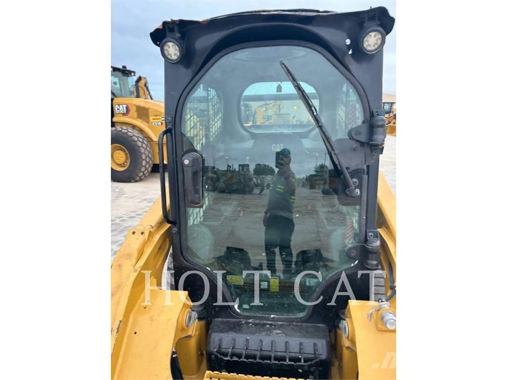 CAT 262D CAB Колесни товарачи