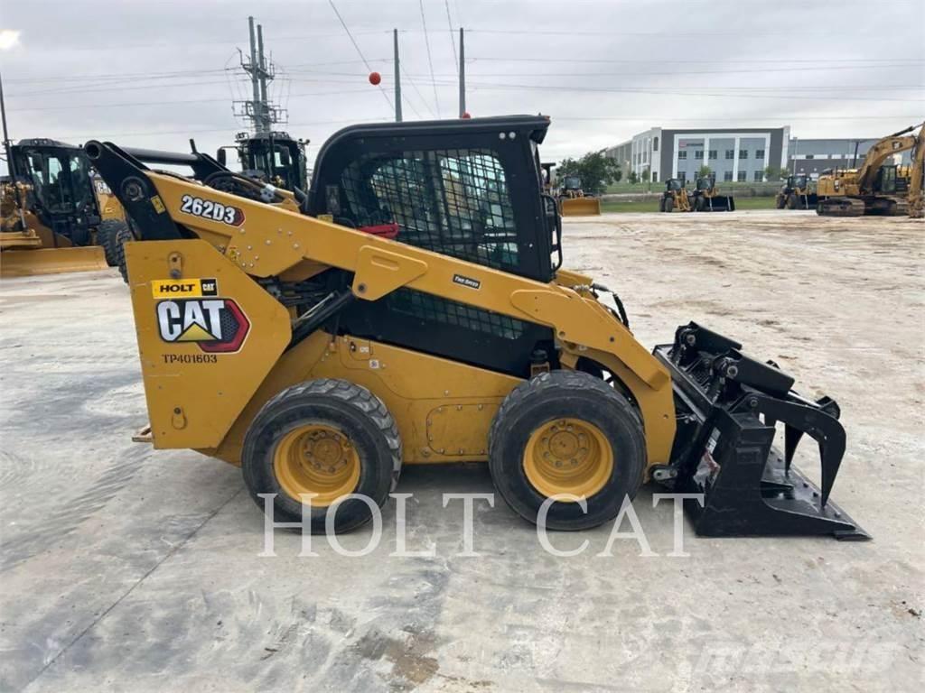CAT 262D CAB Колесни товарачи