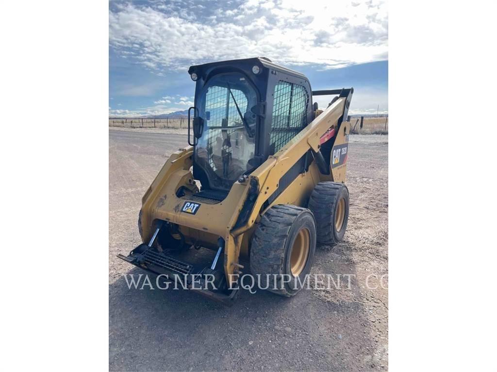 CAT 262D HF Мини товарачи
