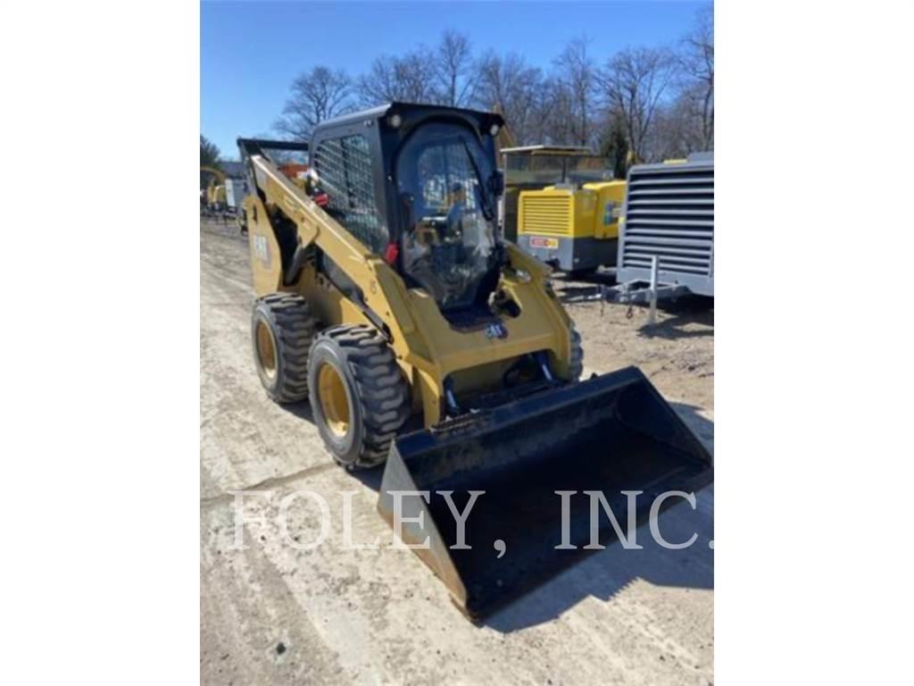 CAT 262D3 Мини товарачи
