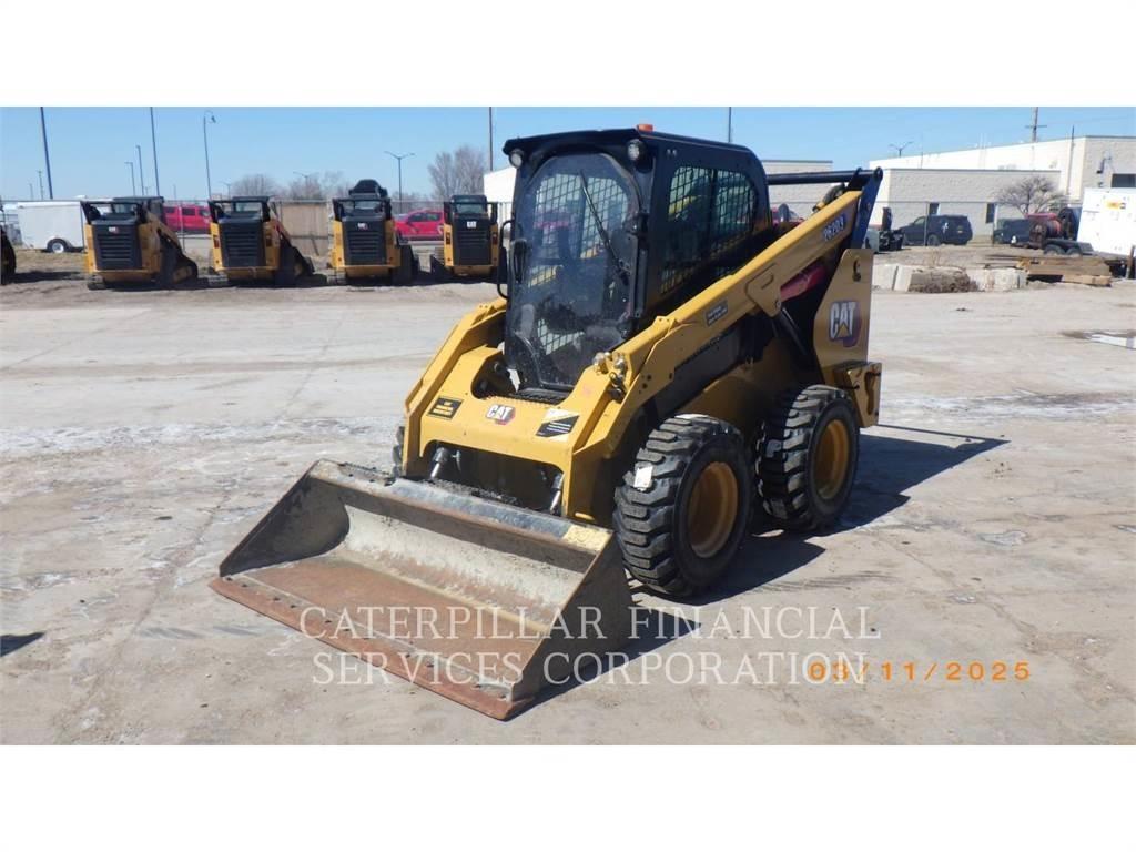 CAT 262D3 Мини товарачи
