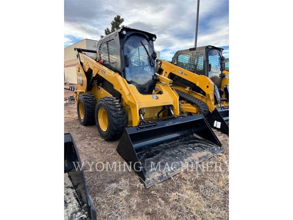 CAT 262D3 Мини товарачи
