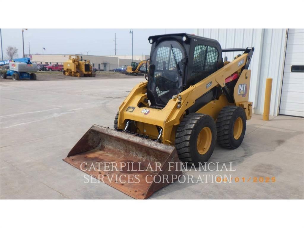 CAT 262D3 Мини товарачи
