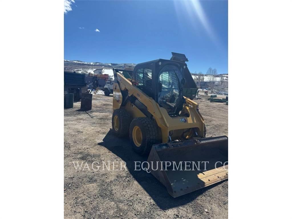 CAT 262D3 Мини товарачи
