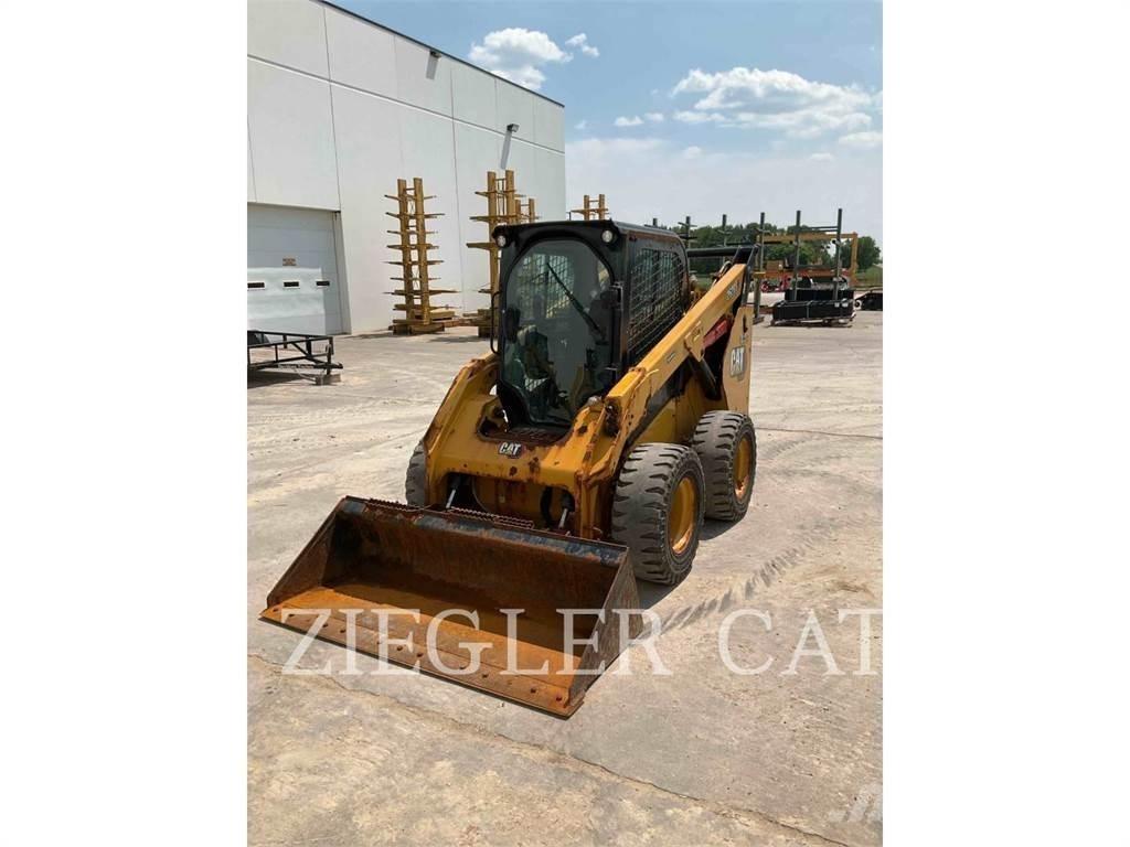 CAT 262D3 Мини товарачи
